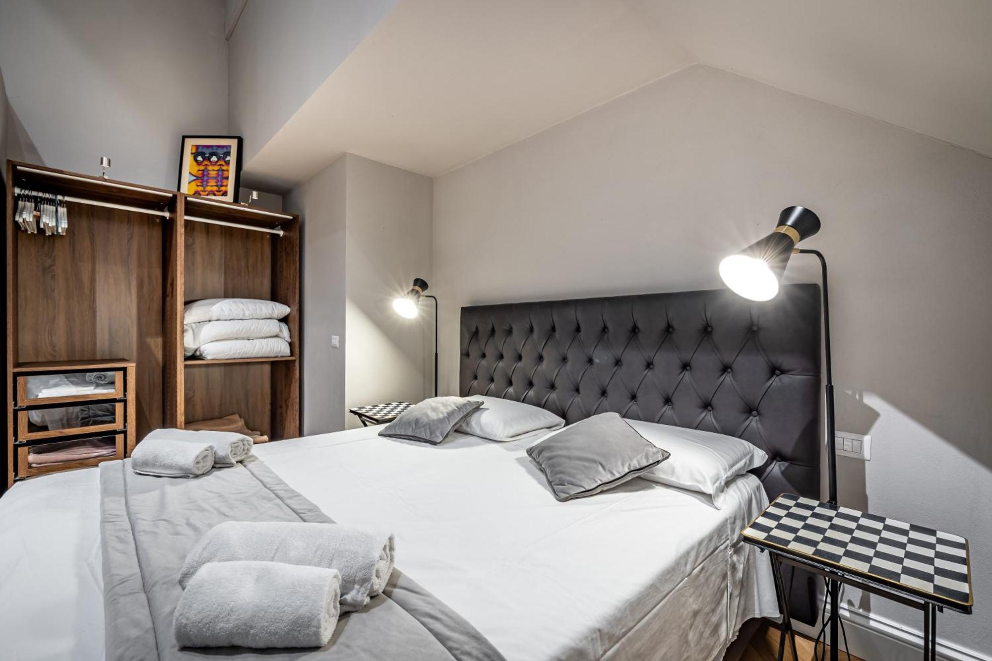 Hs4U Ricasoli Luxury Apartment Near Duomo N.1 Florence Exterior photo